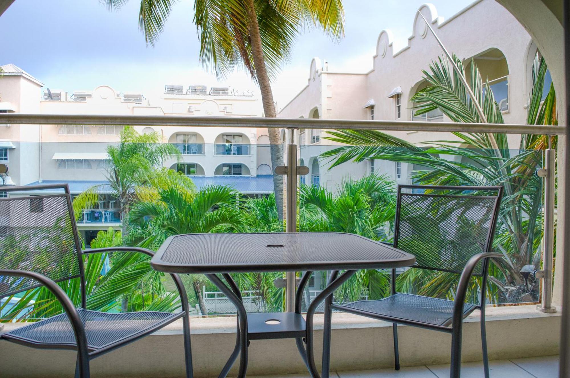 Sunbay Hotel Крайст-Черч Екстер'єр фото